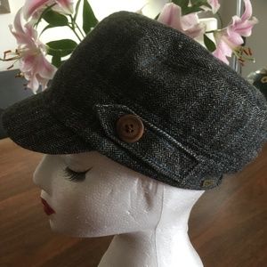 Cute Po' Boy Cap for Fall